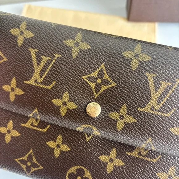 Louis Vuitton Monogram Trifold Wallet Brown Leather Snap Authentic - Picture 14 of 16